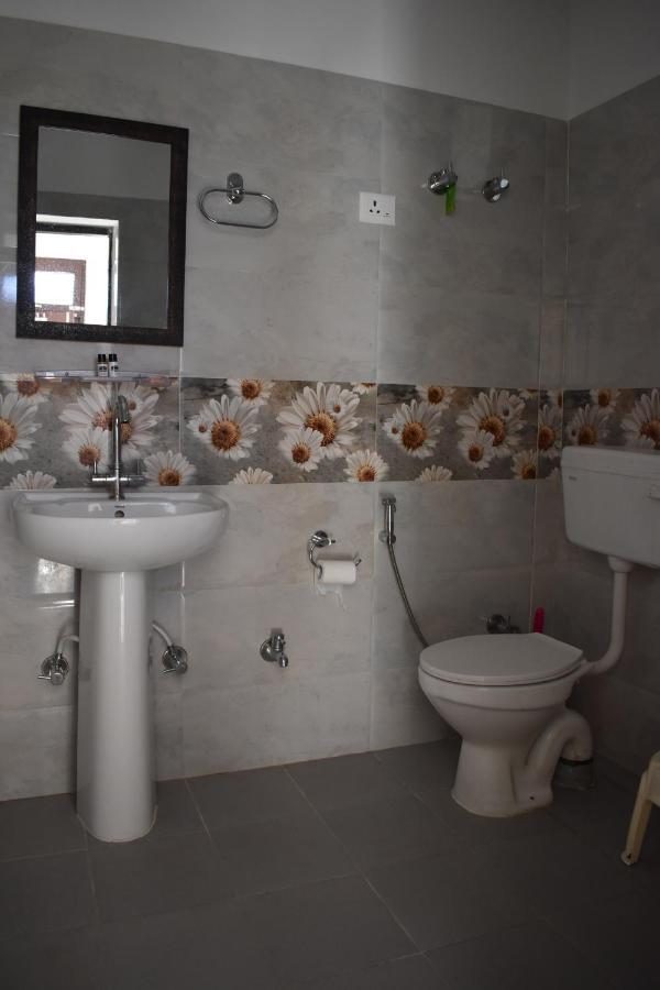 Hotel Bir High Exterior foto